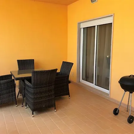 Terry - 2 Bed 2 Bath Ground Floor With Direct Access To The Communal Pool דירה