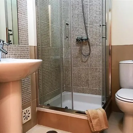 דירה Terry - 2 Bed 2 Bath Ground Floor With Direct Access To The Communal Pool טאווירה