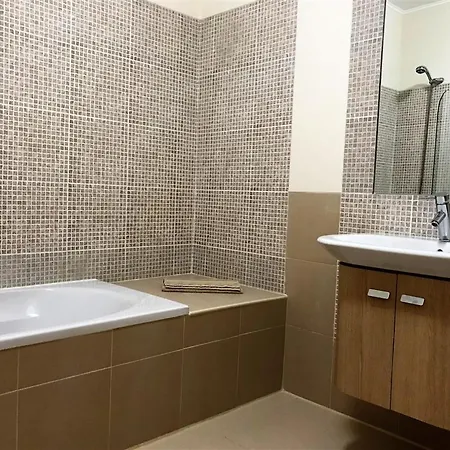 Appartamento Terry - 2 Bed 2 Bath Ground Floor With Direct Access To The Communal Pool *