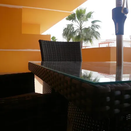 Apartment Terry - 2 Bed 2 Bath Ground Floor With Direct Access To The Communal Pool *